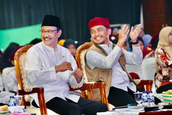 
					Menteri Sosial Gus Ipul saat menghadiri dialog Kesejahteraan Sosial dan Sekolah Rakyat