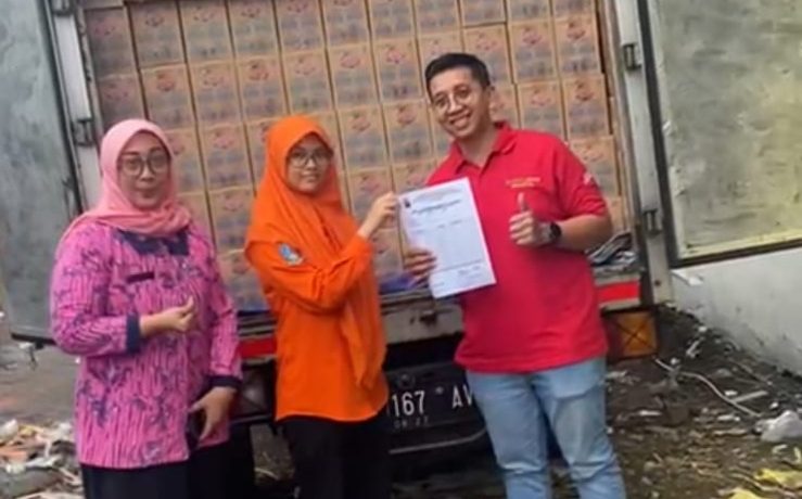 Bekerjasama Dengan Disperindag Jatim, PT Satoria Salurkan Bantuan Bencana Sumatera