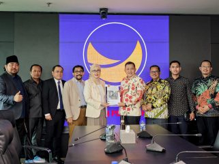 Bupati beserta Anggota DPRD Kabupaten Pasuruan saat melaksanakan audiensi bersama DPR-RI