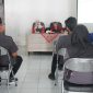Bawaslu Kota Pasuruan saat menggelar rapat internal penanggulangan kekerasan seksual dilingkungan kerja