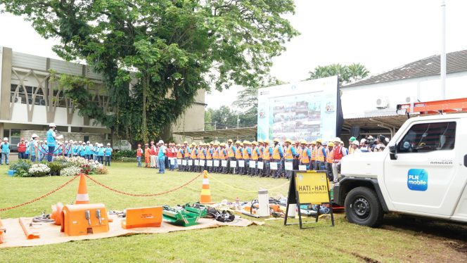
					Suasana saat apel bulan K3 Nasional berlangsung