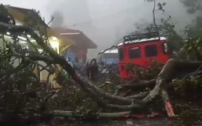 Longsor Di Penanjakan Bromo, 7 Sepeda Motor Tertimbun