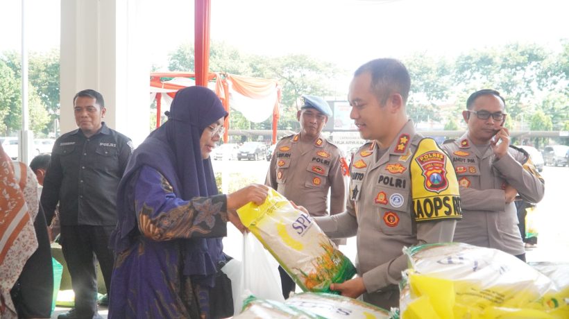 Gerakan Pangan Murah, Polres Pasuruan Salurkan 45 Ton Beras untuk Masyarakat