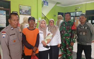 Bayi Baru Lahir Ditemukan Diteras Rumah Warga Kidul Dalem Bangil
