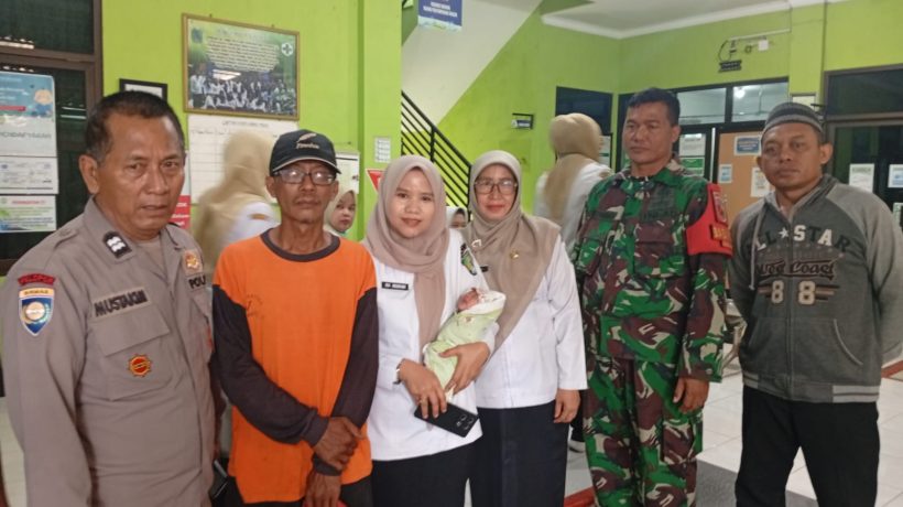 Bayi Baru Lahir Ditemukan Diteras Rumah Warga Kidul Dalem Bangil
