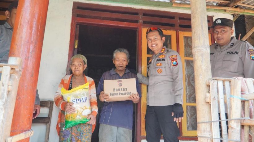 Kapolres Pasuruan Sambangi Desa Ngembal, Serap Aspirasi dan Salurkan Bantuan