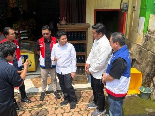 Wakil Gubernur Jawa Timur saat mengunjungi Desa Kemiri, Kecamatan Puspo, Kabupaten Pasuruan