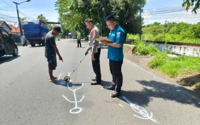 Bersenggolan, Warga Gondang Wetan Terlindas Dump Truk