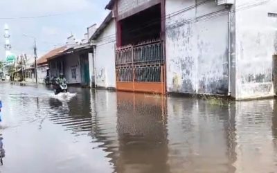 Kawasan Pesisir Pasuruan Terendam Banjir Rob