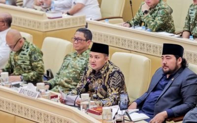 Bupati Pasurun Suarakan Nasib Ribuan Warganya Kepada Komisi II DPR RI