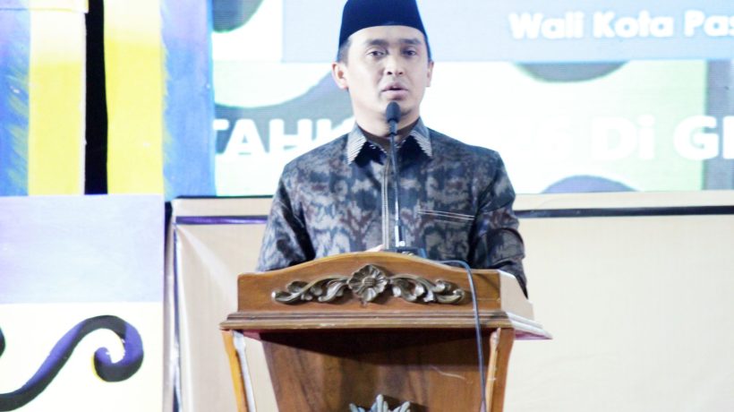 Hadiri Wisuda, Wali Kota Pasuruan Berikan Kesan Dan Pesan