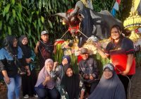 Lestarikan Budaya Leluhur, Ratusan Warga Lingkungan Rekesan Prigen-Pasuruan Gelar Prosesi Sedekah Bumi