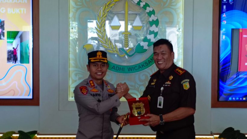 Kapolres Lakukan Kunjungan Ke Kejari Kabupaten Pasuruan Pererat Tali Silaturahmi