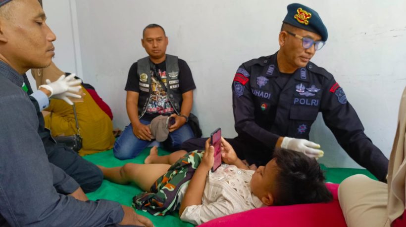 Anniversary Ke-15, Motor Antique Club Menggelar Sunatan Massal