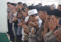 Karena Ini. Kapolres Pasuruan Gelar Sholat Ghaib dan Doa Bersama