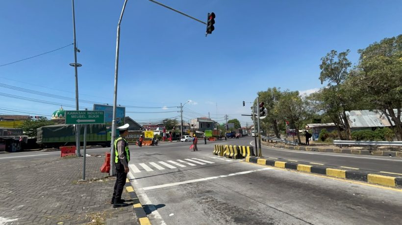 Traffic Light Exit Tol Eror, Satlantas Polres Pasuruan Kota Tindaklanjuti Keluhan Masyarakat