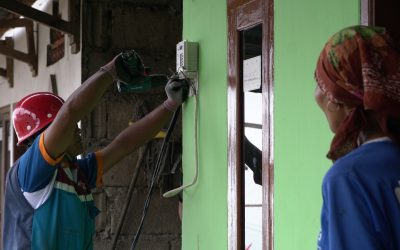 Lama Tak Ada Listrik, Warga Lereng Bromo Akhirnya Merayakan Kemerdekaan Dengan Listrik