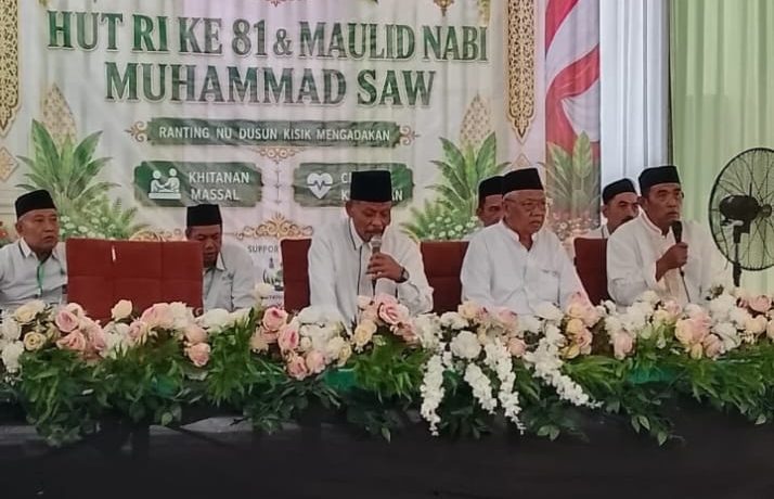 Semarak HUT RI ke-81 dan Maulid Nabi Muhammad SAW, Warga Gempol Gelar Sunat Massal dan Cek Kesehatan Gratis