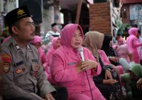 Jumat Berkah, Ningsih Tinampi Bagikan 300 Porsi Makanan Gratis untuk Masyarakat