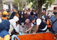 Kemarau, Pemkab Pasuruan Bersama Pemprov Jatim Turun Tangan Distribusikan Air Bersih Dan Sembako