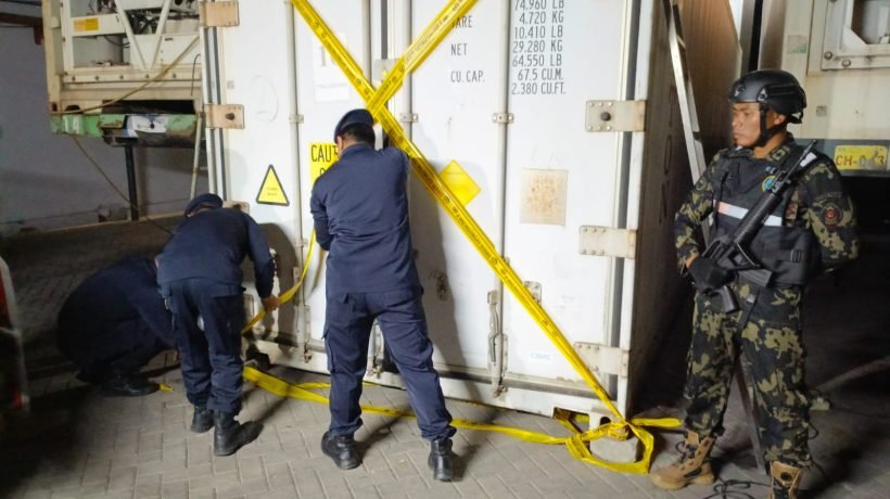 KKP Amankan 1.048 Ton Udang Impor di Kecamatan Beji, Kabupaten Pasuruan. Diduga Langgar Aturan