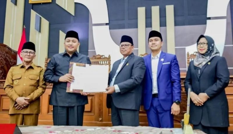 DPRD Pasuruan Sahkan Perda Pasuruan Lestari Jaya, Perseroda Bakal Kelola Aset hingga Pasar