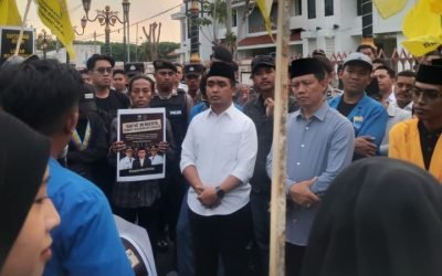 Mahasiswa Gelar Aksi di Pemkot dan DPRD Kota Pasuruan, Soroti Anggaran Rumah Dinas