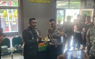 Kapolres Pasuruan Kunjungi Kodim 0819, Rayakan HUT ke-81 TNI