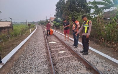 Perempuan Tanpa Identitas Tewas Tertabrak KA Sangkuriang di Nguling Pasuruan