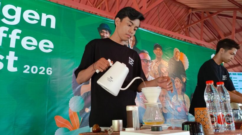Kenalkan Kopi Lokal, Ratusan Peserta Ikuti Festival Coffee Prigen