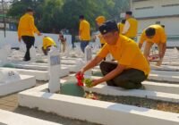 HUT Partai Golkar ke-62, DPD Kabupaten Pasuruan Gelar Tabur Bunga dan Baksos