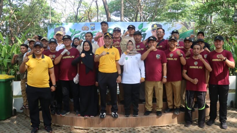 Polres Pasuruan Ajak Masyarakat Jaga Kelestarian Lingkungan di Hutan Kota Bangil